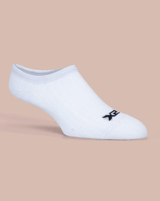 Media Invisible Eyelash Focus