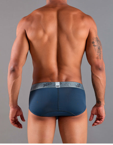 Brief Monumental Gray