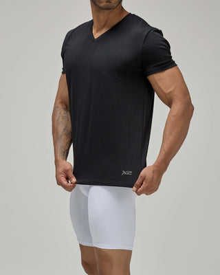 Camiseta Cuello V Negra